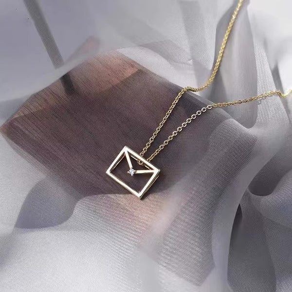 Elegant Letter Necklace with Diamond Detailing – Custom Gold-Plated Titanium Chain